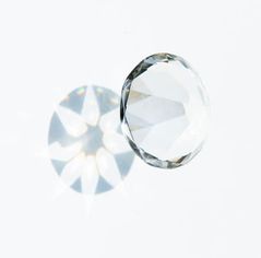 铂金简约耳环